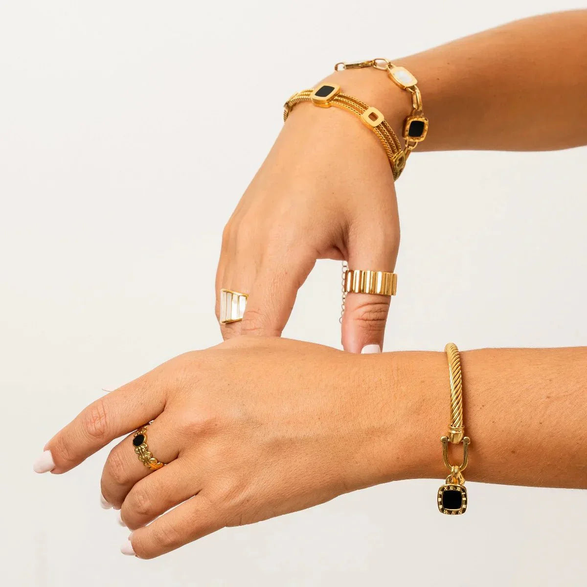 Square Onyx Pendant Bracelet 18K Gold Plated