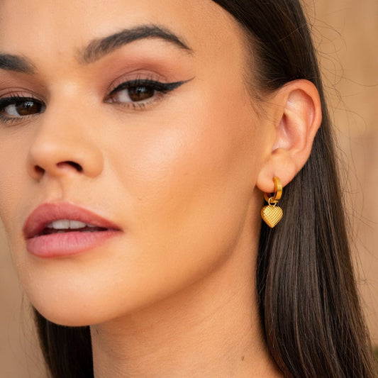 Earring Love Small Hoop 18K Gold Plated