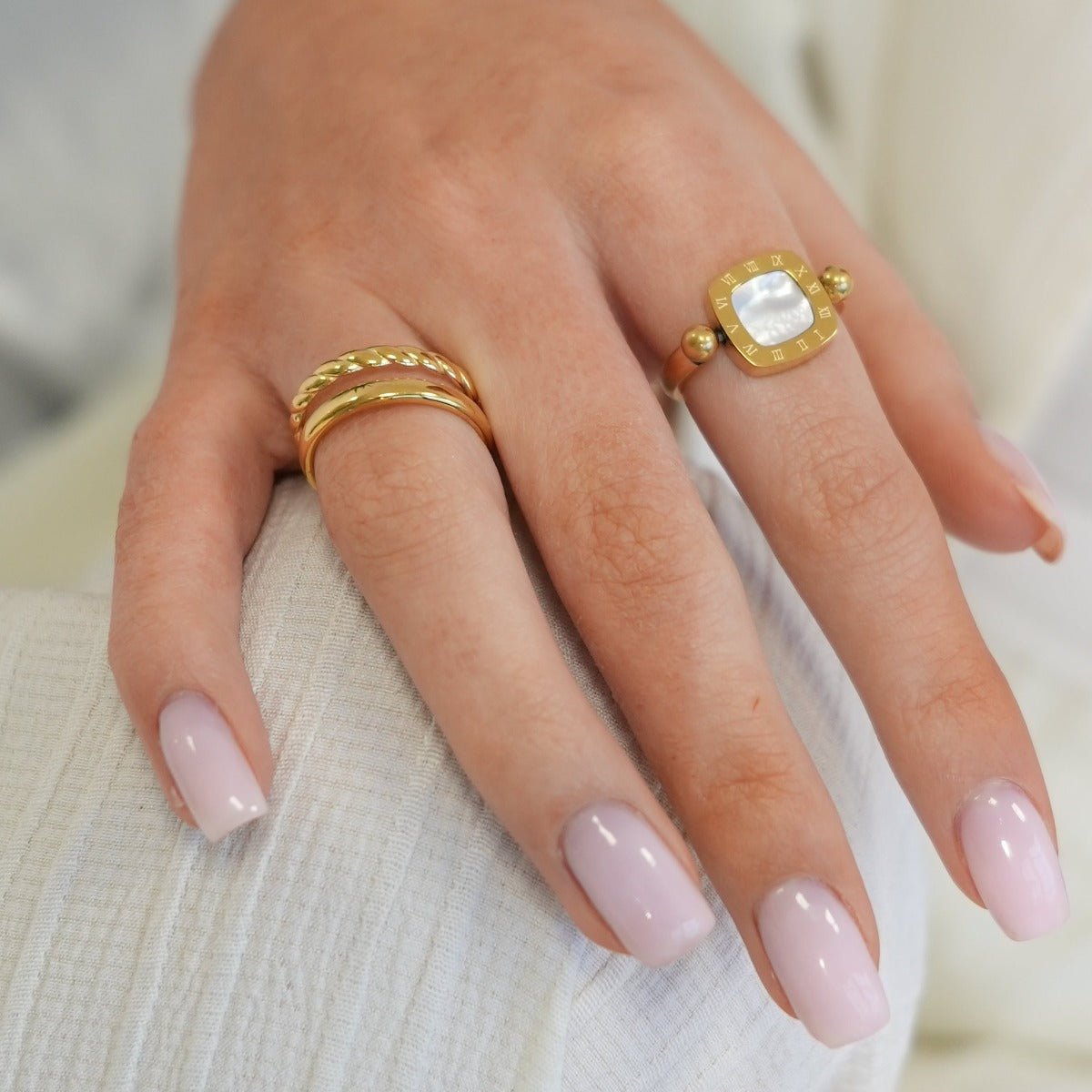 Ring Square Charm Spinning 18K Gold Plated