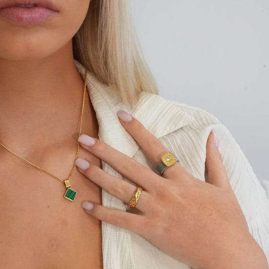 Ring Texture Lunar 18K Gold Plated