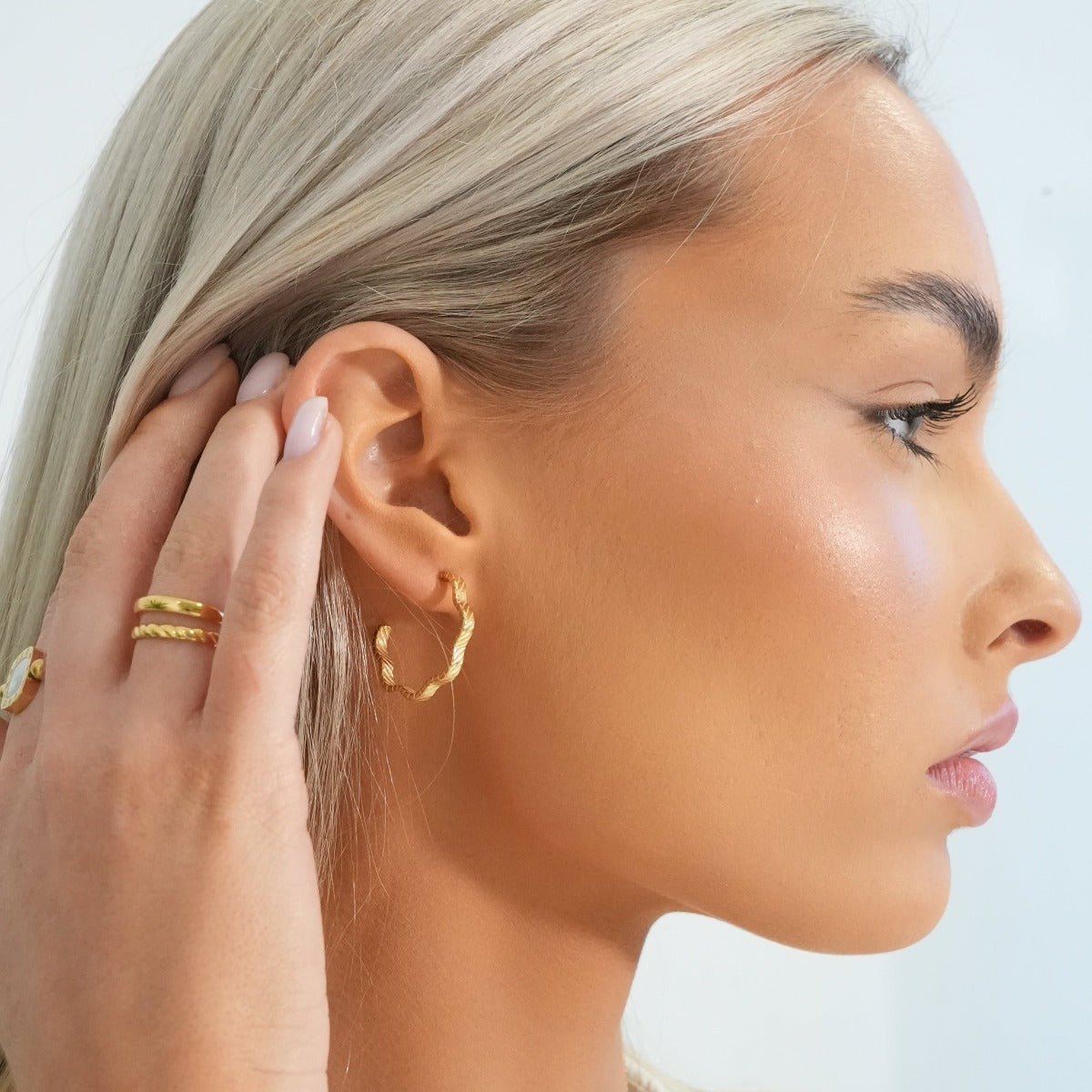 Earring Wavy Texture Hoop 18K Gold Plated