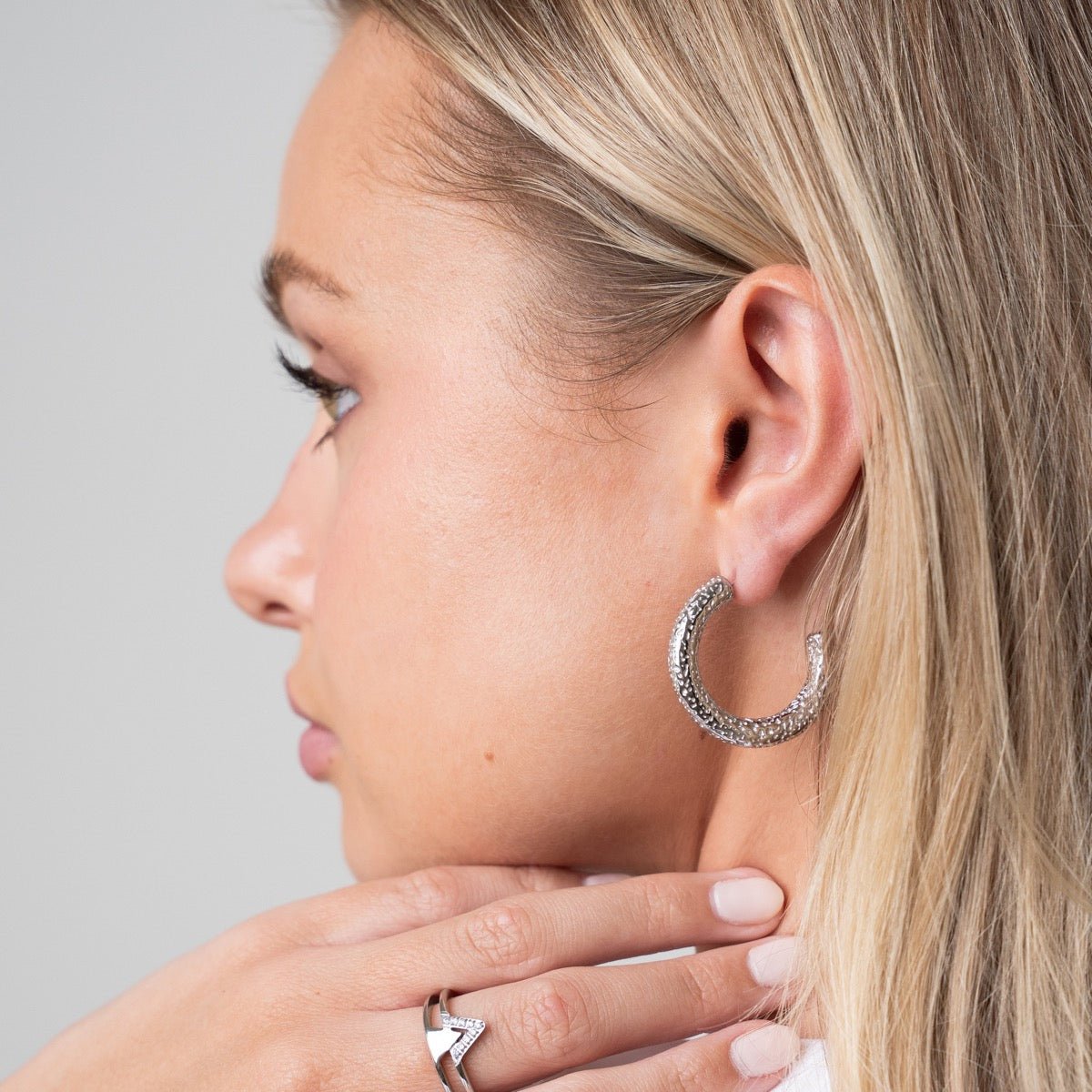 Texture Hoop Earring - Silver