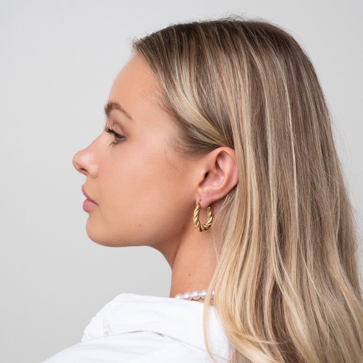 Twisted Hoop Earring 18K Gold Plated